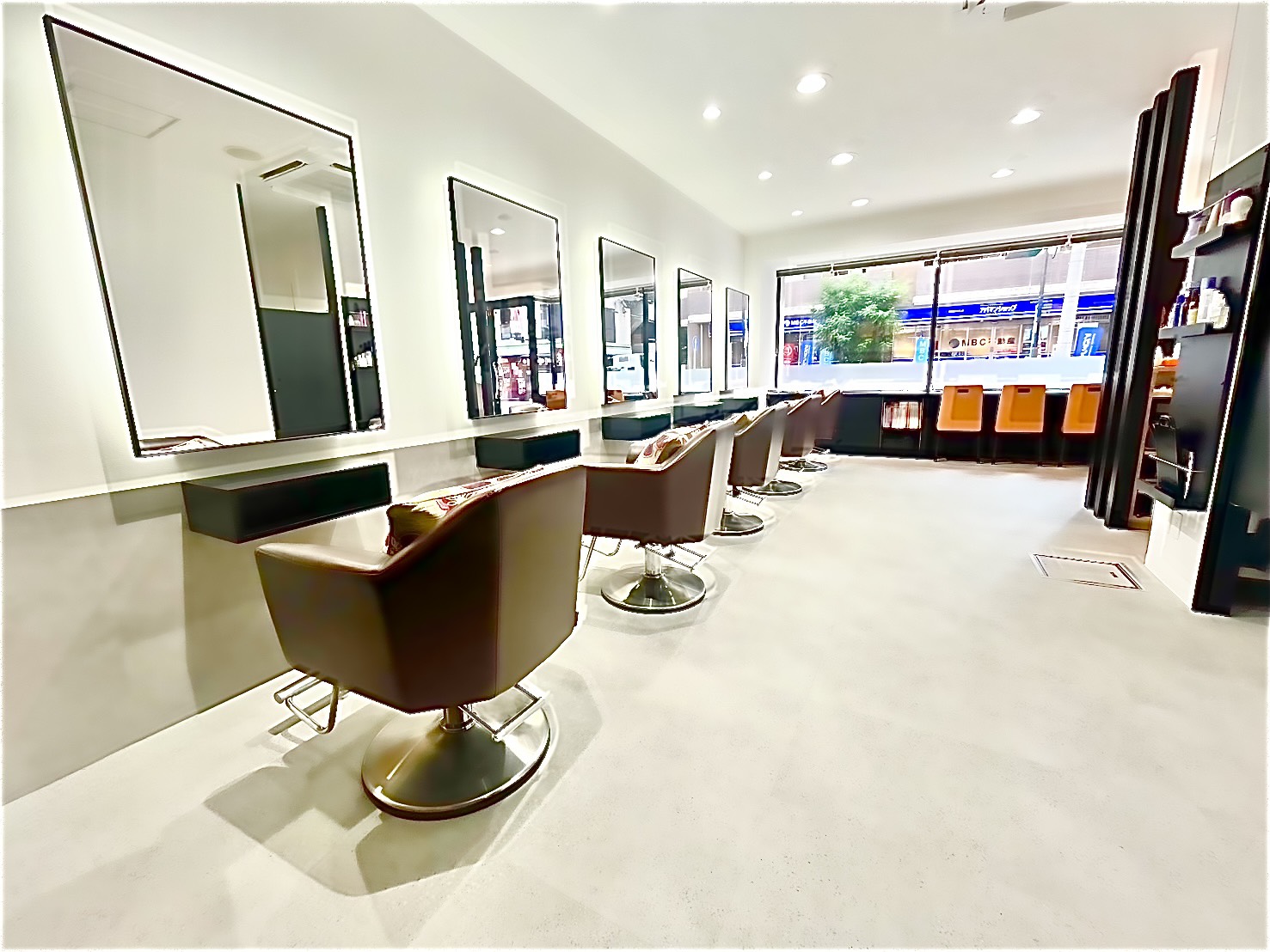 AVAN-HAIR RESORT-鹿児島中央駅店